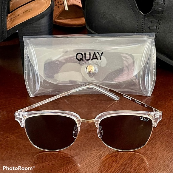 Quay Australia Accessories - Quay Australia Sunglasses “Evasive” Polarized